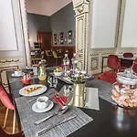 Relais Della Porta Hotel