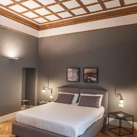 Relais Della Porta Naples