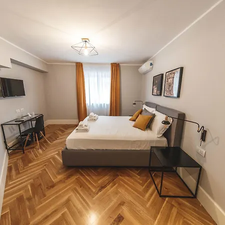 Relais Della Porta Neapel