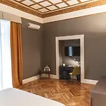 雷丽斯黛拉佩特旅馆