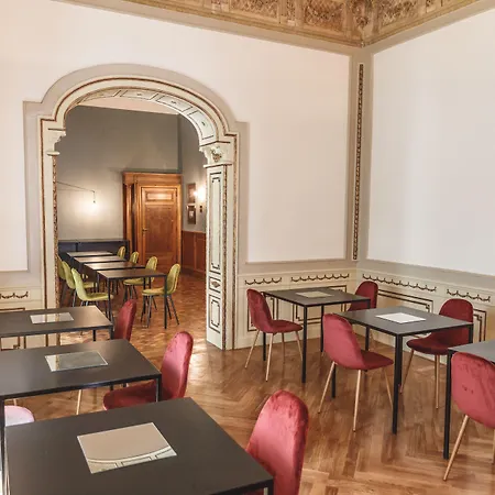 Hotell Relais Della Porta 4*