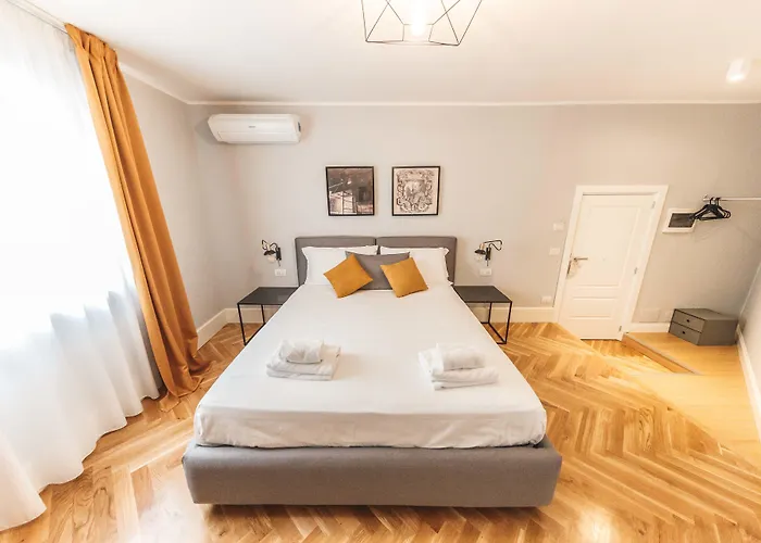 雷丽斯黛拉佩特旅馆 酒店 4*