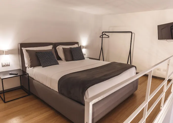 雷丽斯黛拉佩特旅馆 4*